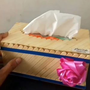 hộp đựng khăn giấy